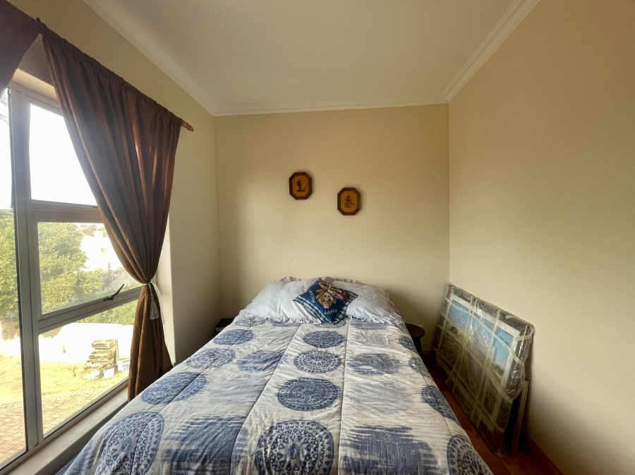 3 Bedroom Property for Sale in Country Club Western Cape